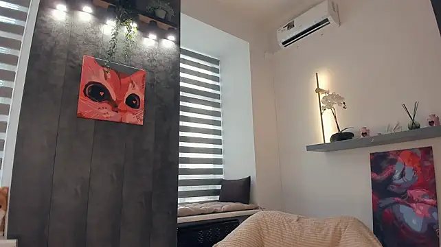AntonettaTarring - spank my cute ass for 2 minutes