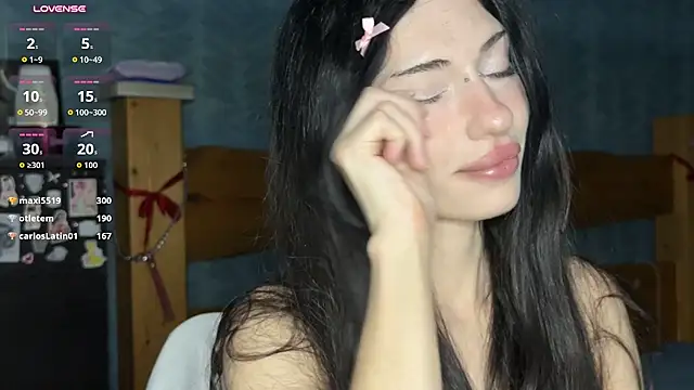 Milkassi_li - naked jumping on the bed