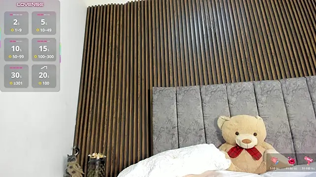 ScarletEvanss_'s Live XXX Chat