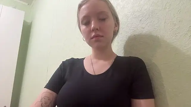 DeannKuliga - wanna see me spinning? :3