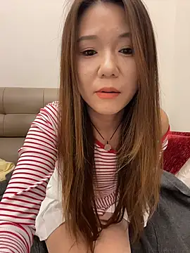 Mia999 - 户外假鸡吧抽插1分钟