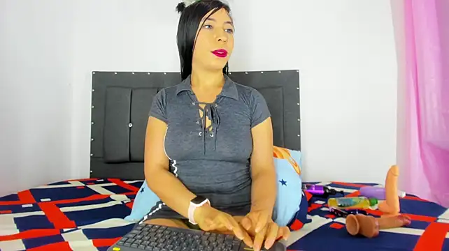 Freya_Montero - please vibrations me pussy