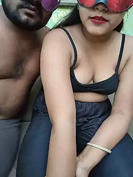 PUNJABICOUPLE09