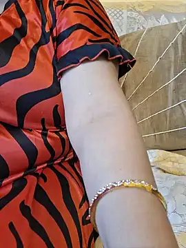 Saanvi-8 - Full Nude make me cumm 💦💦