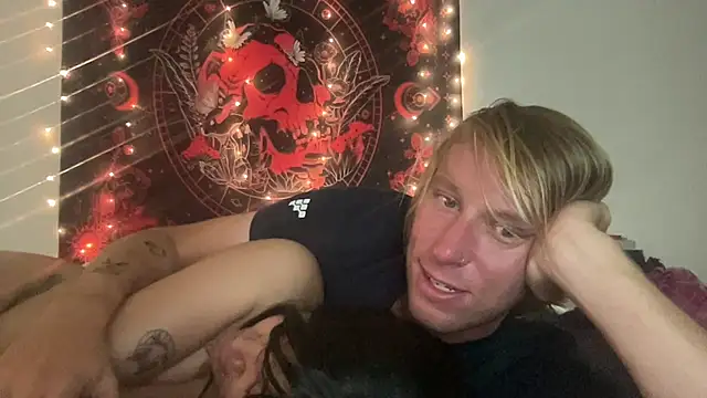 NikkiAndJohnny777