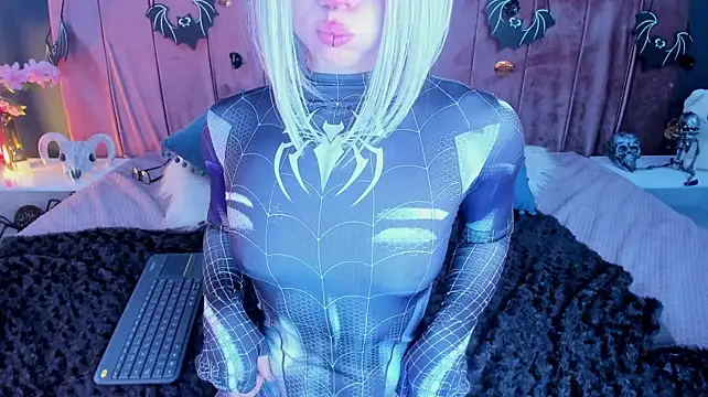 AkiraKurosei - 🔥 Spider Girl’s Hot Dance