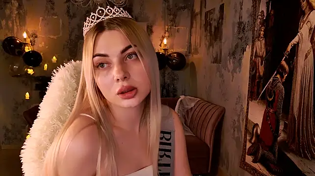HyileyClark - Happy birthday GODDESS❤❤❤
