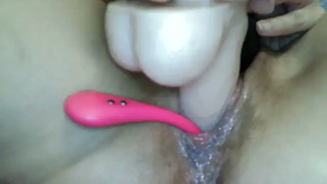 Hot_Milf_Denise - Squirt on floor (Play with Dom)i+1 Pic