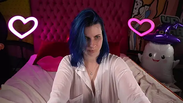 AlisaGracee - topless massage