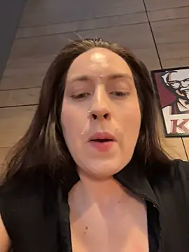 Holly_Play - massage big boobs+moan naughty in 📚