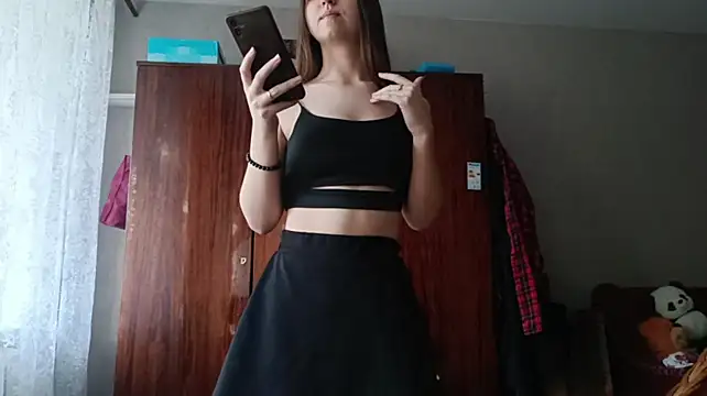 WynonaFarhat - Wear sexy stockings