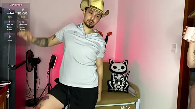 INSOMNIA_strip - kneading ASS