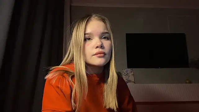 KrystinaBelgard - Change my outfit