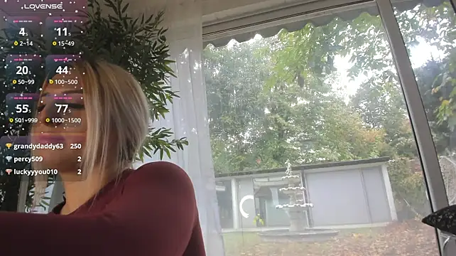 Ella_Vee - AHEGAO Tongue Out 🙄👅
