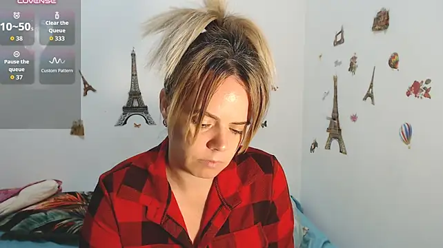 Hotmilf4uxxx - tease my pussy