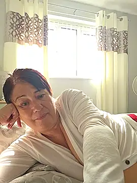NaughtyNessa53xx - Lt 5 min toy contol plus my whatsapp