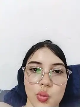 Julianne_valerin - DOGGY DILDO