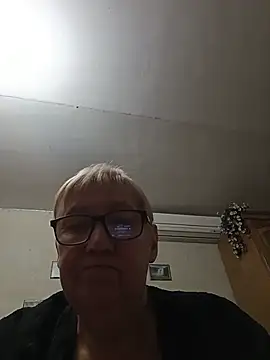 Molli1408 - Show ass ❤️шоу попи