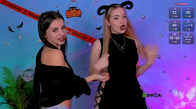 Lyra_desire - flash tits 2 girls
