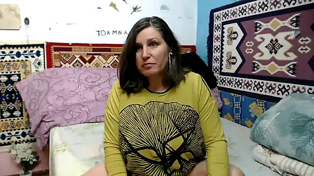 Adelinemilf - pussy naked
