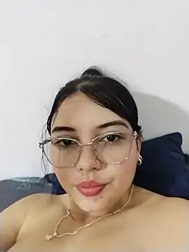 Julianne_valerin - DOGGY DILDO