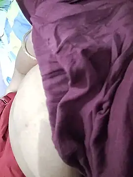 Hot_Aunty_44 - Boobs