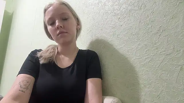 DeannKuliga - wanna see me spinning? :3