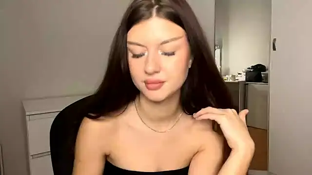 LoreneCalderwood - Topless for 5 min)