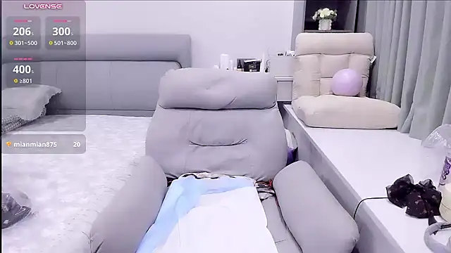Seraphina661 - 撅起屁股让你操+控制200秒