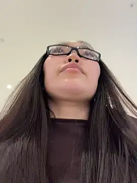 Trytomakememoam - tease with my panties