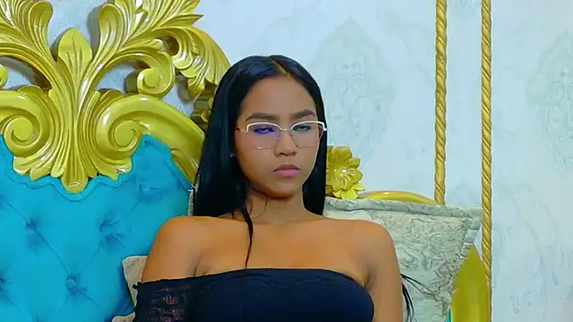 LucyLeah - Nipple tease over clothing