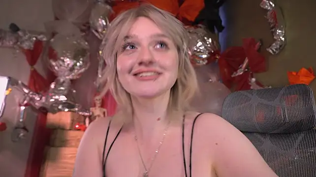 ELLIEJAY - underskirt view