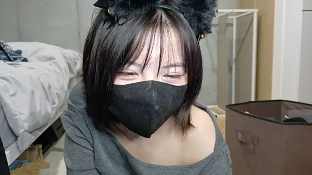 Yura_yukino - おっぱいチラ見せ