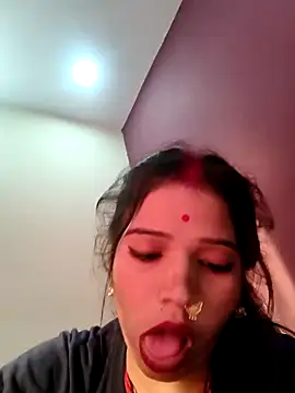 Mahek_-Love143 - Full Nude show पूरी नंगी हो जाओ
