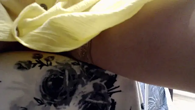 Sexy_witch1 - suck a lollipop