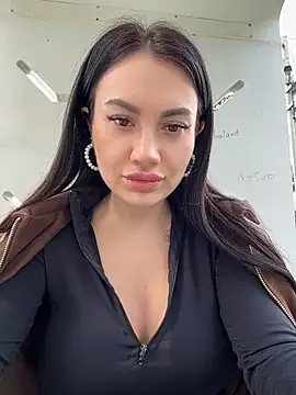 Wet__Bunny - Squirt in public park+last tip get 🎁