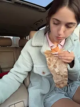 DollyTall - taste fingers after pussy 👄