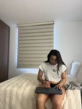 Alessia-ferrer1 - show cum