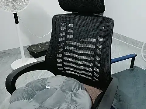 Norah-Lynch - help me reach orgasm👅💦💦💦