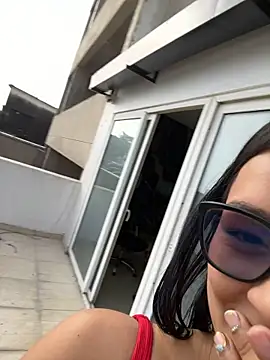 Lola_sweeet18 - Show boobs +Shake boobs Lola 😈