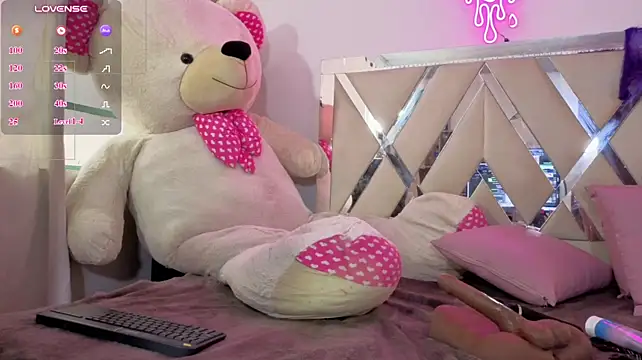 MILAH_TAY - SPANK TITS AND ASS HARDR