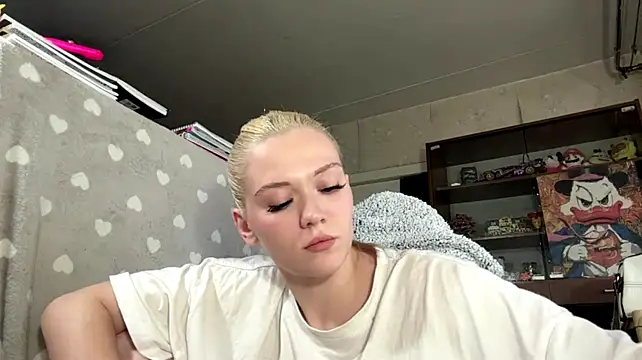 ChantellBuist - Tease with a top + play with finger