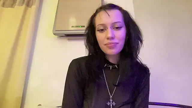 Vixen_Di - boobs!)