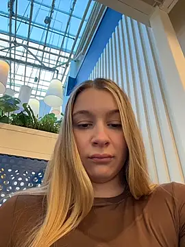 SashaCatt - Masturbation+one finger in pussy🔥