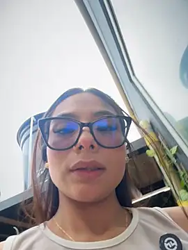 Amira_cute2