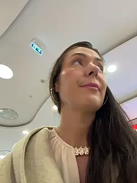Eveangelll - Squirt in fitting room