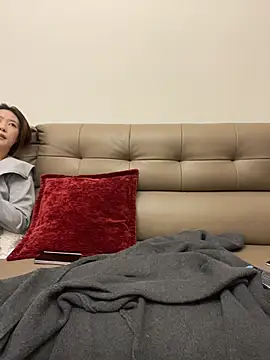 Mia999 - 户外假鸡吧抽插1分钟