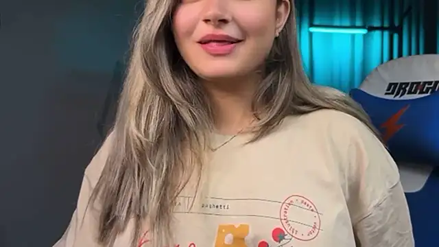Demieliss - ''''shower some love'''''🦋 🎀