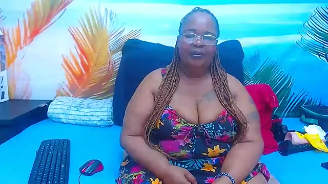 MatureMilfxxx - PUSSY PLAY