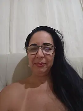 Regina475 - little butt winking in your face